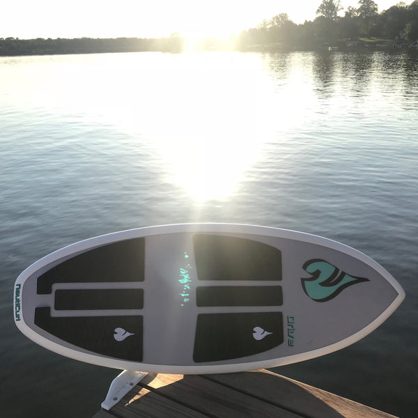 🌊 Top 10 Wakesurfing Spots in the USA — Ride the Best Waves Coast to Coast