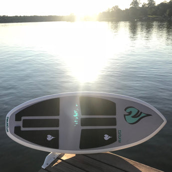 🌊 Top 10 Wakesurfing Spots in the USA — Ride the Best Waves Coast to Coast