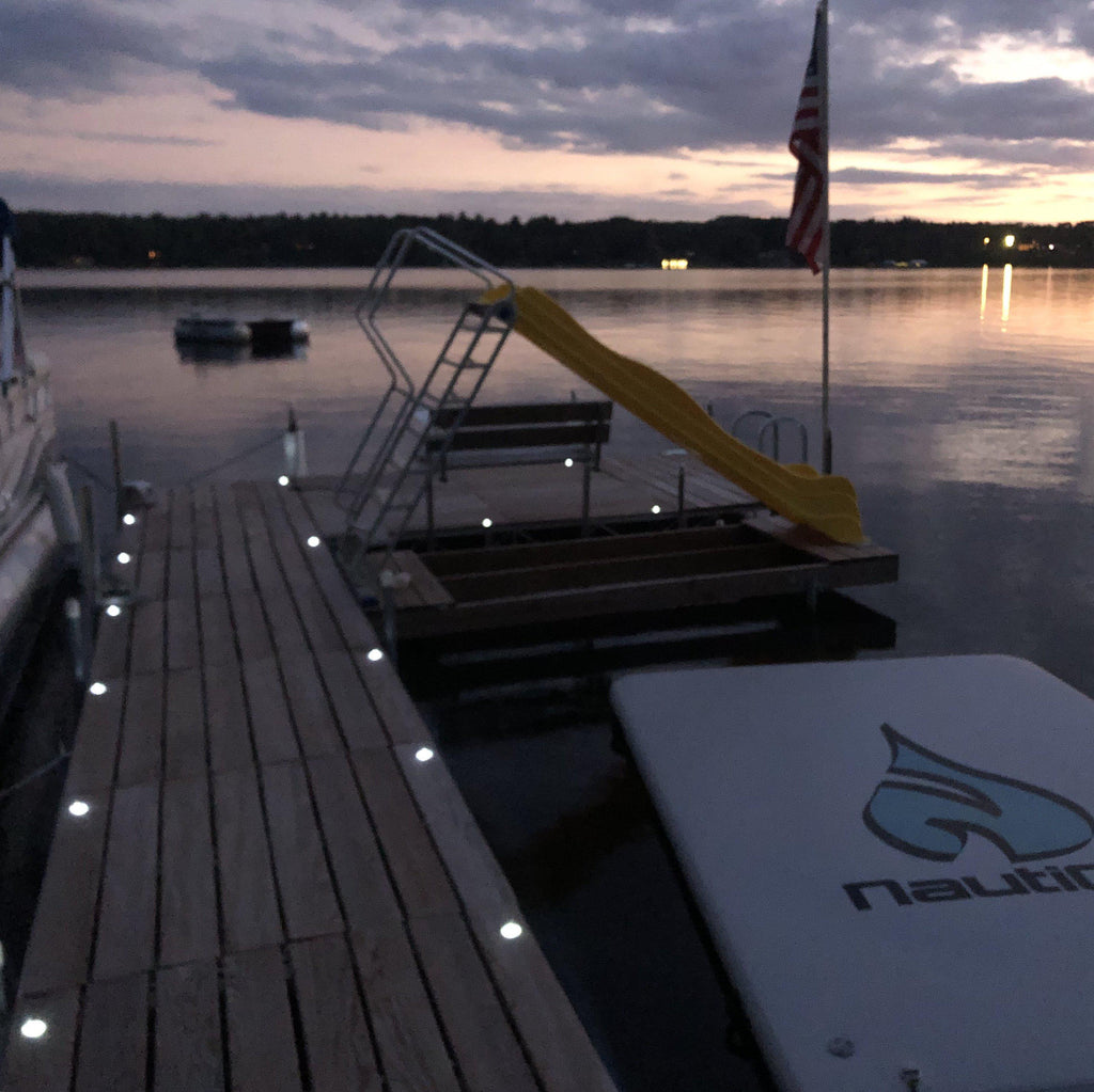 LED Dock Pods - Solar Powered Dock Dots and Deck Dots. LED Dock lights ...