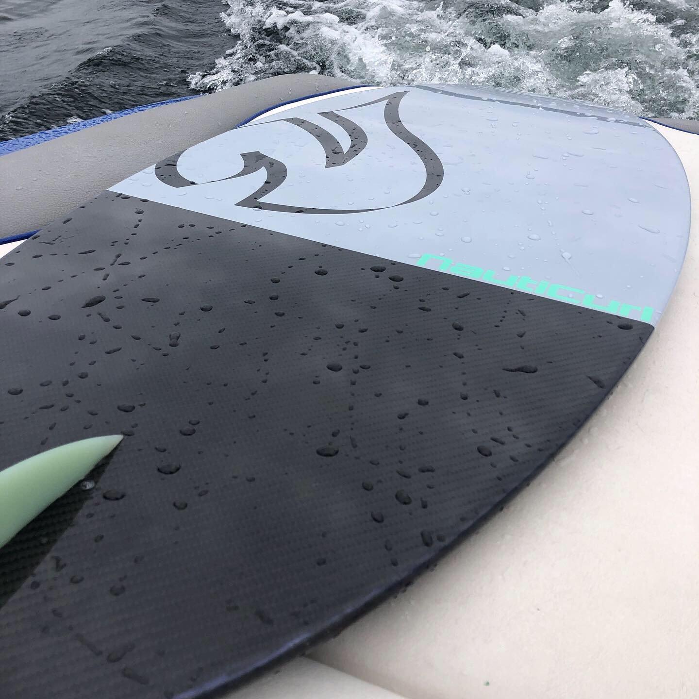 NautiCurl Flightdeck wakesurf skim board best skim wakesurfing board
